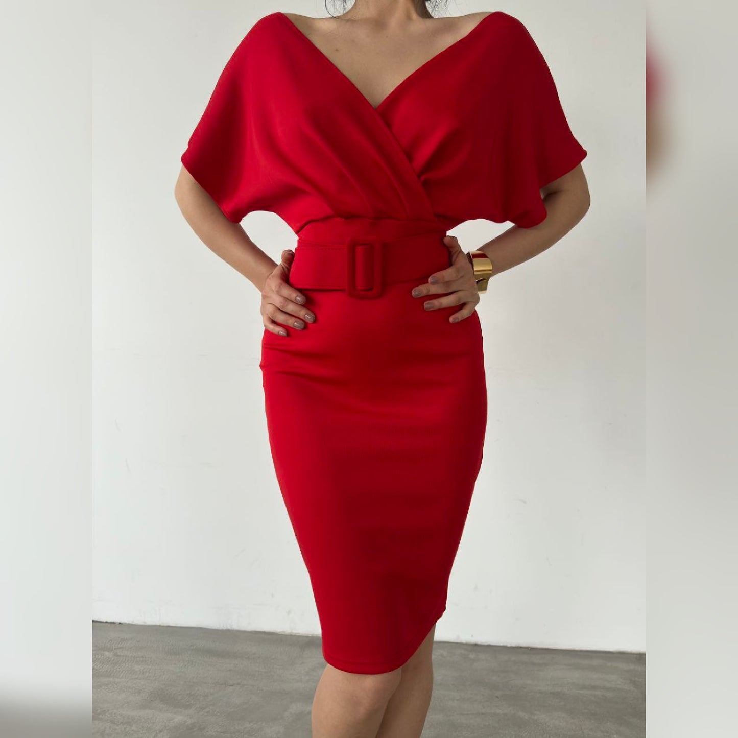 Robe croisée à ceinture - rouge