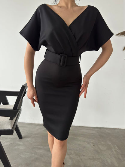 Robe croisée à ceinture - noir