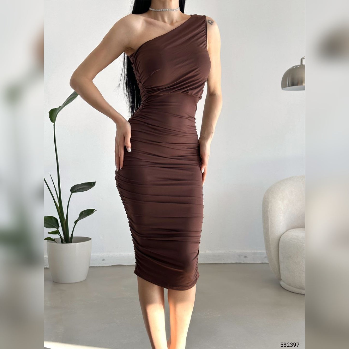 Robe moulante one shoulder - marron