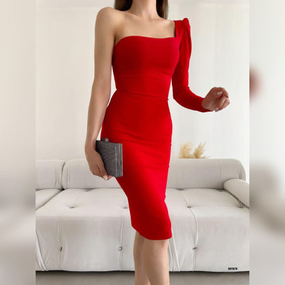 Robe one shoulder - rouge