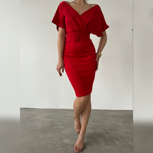 Robe croisée à ceinture - rouge