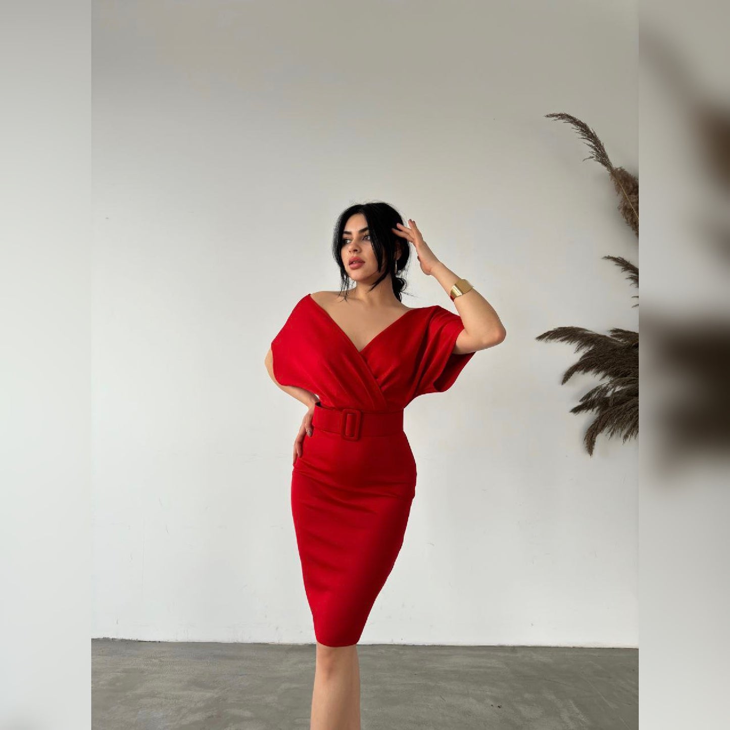 Robe croisée à ceinture - rouge